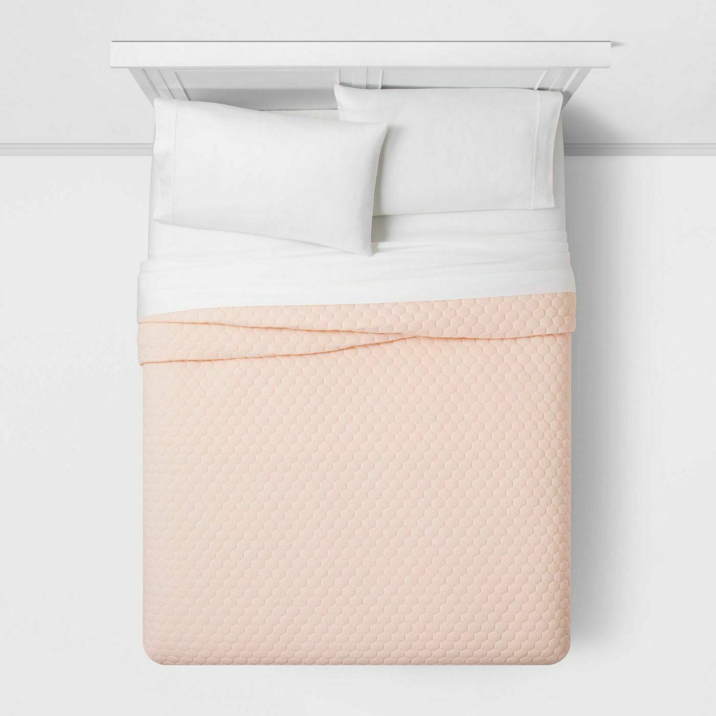 Light Pink Knitted Quilt