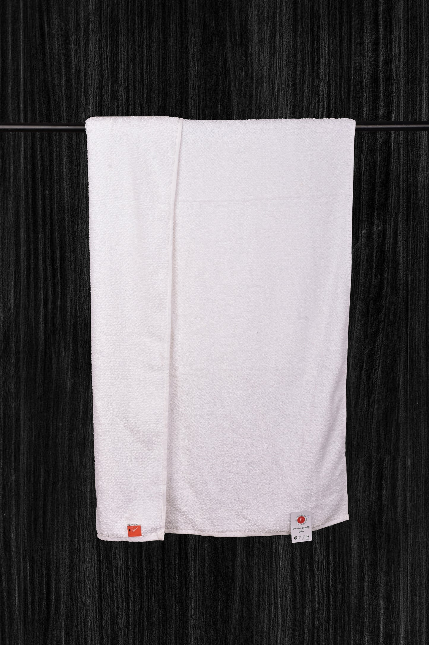Premium White Bath Towel -550 GRAMS