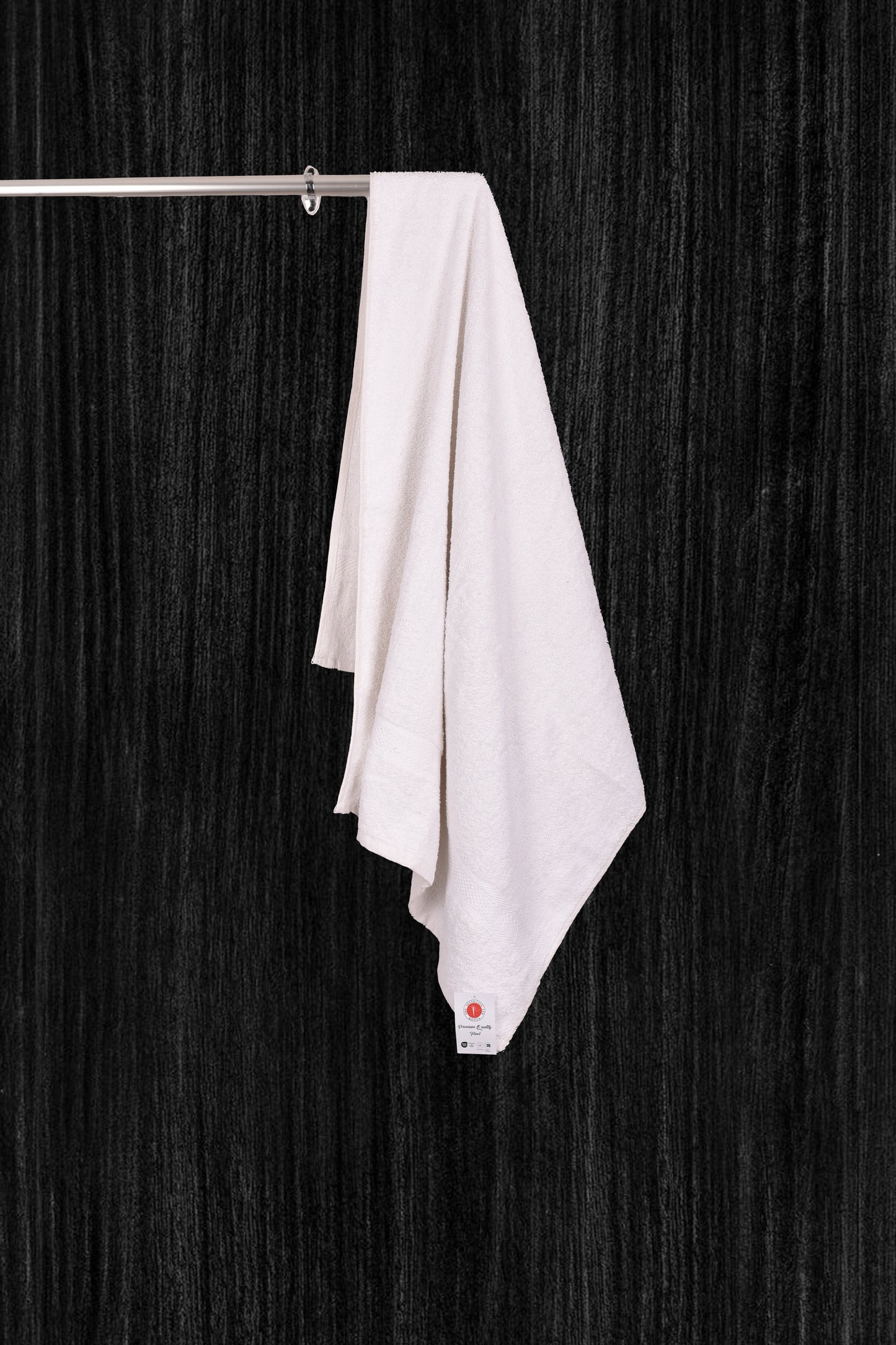 Premium White Bath Towel -550 GRAMS
